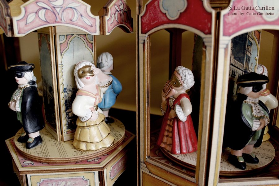 08-carillon-legno-da-collezione-maschere-venenziane-700-veneziano